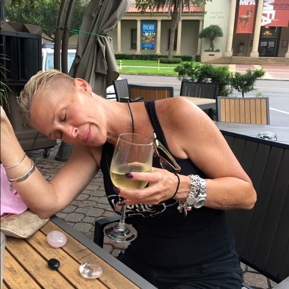 Meet your Posher, Lorelei - Picture 7 of 7